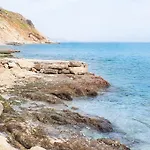 Anavalos מלון דירות Kivérion