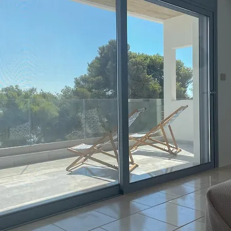 Anavalos מלון דירות Kivérion