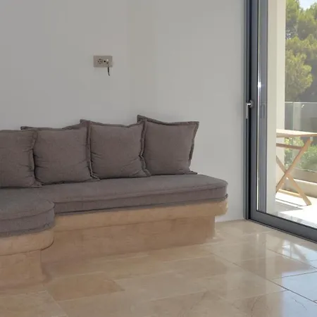 Anavalos Aparthotel