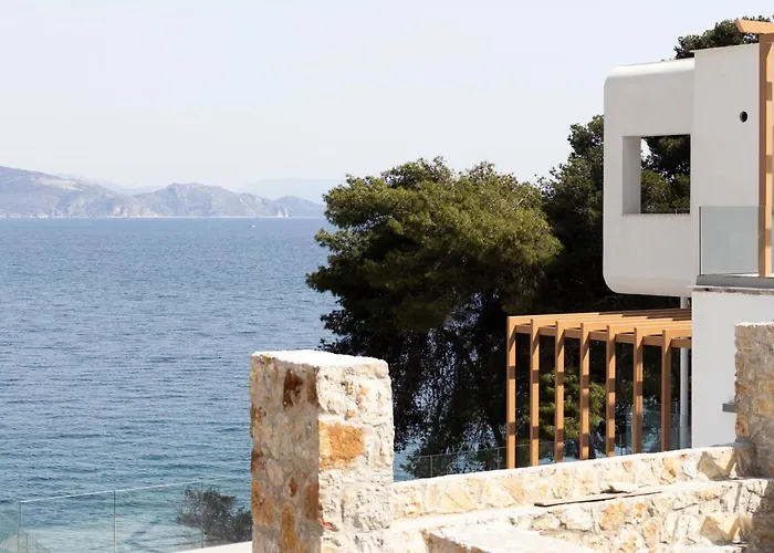 Aparthotel Anavalos Kiveri