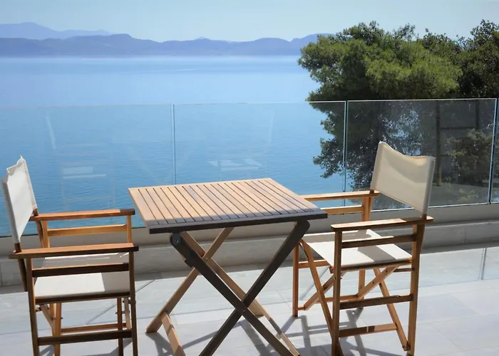 Anavalos Aparthotel Kiveri