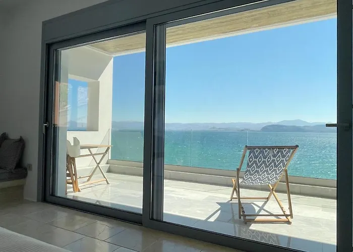 Апарт-отель Anavalos