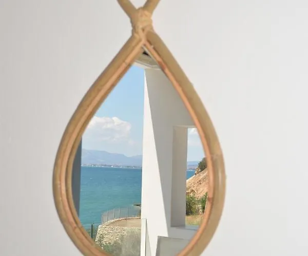 Anavalos Aparthotel Kiveri