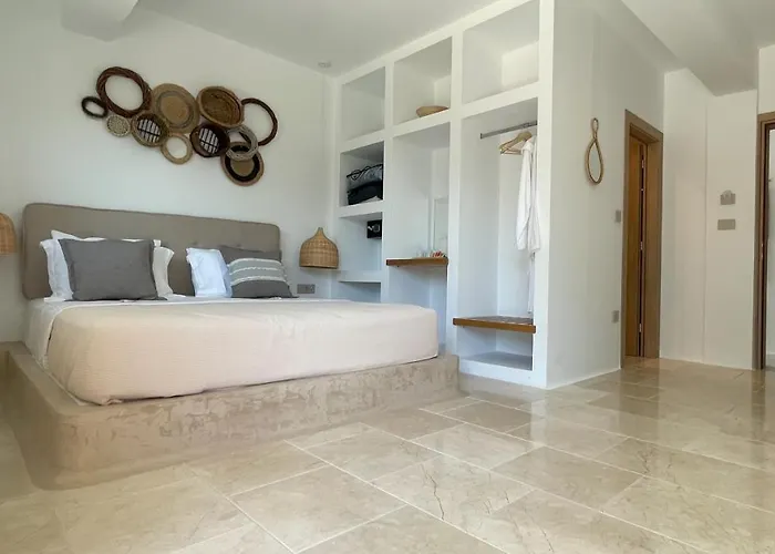 Aparthotel Anavalos Kiveri