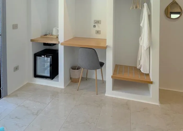 Anavalos Апарт-отель